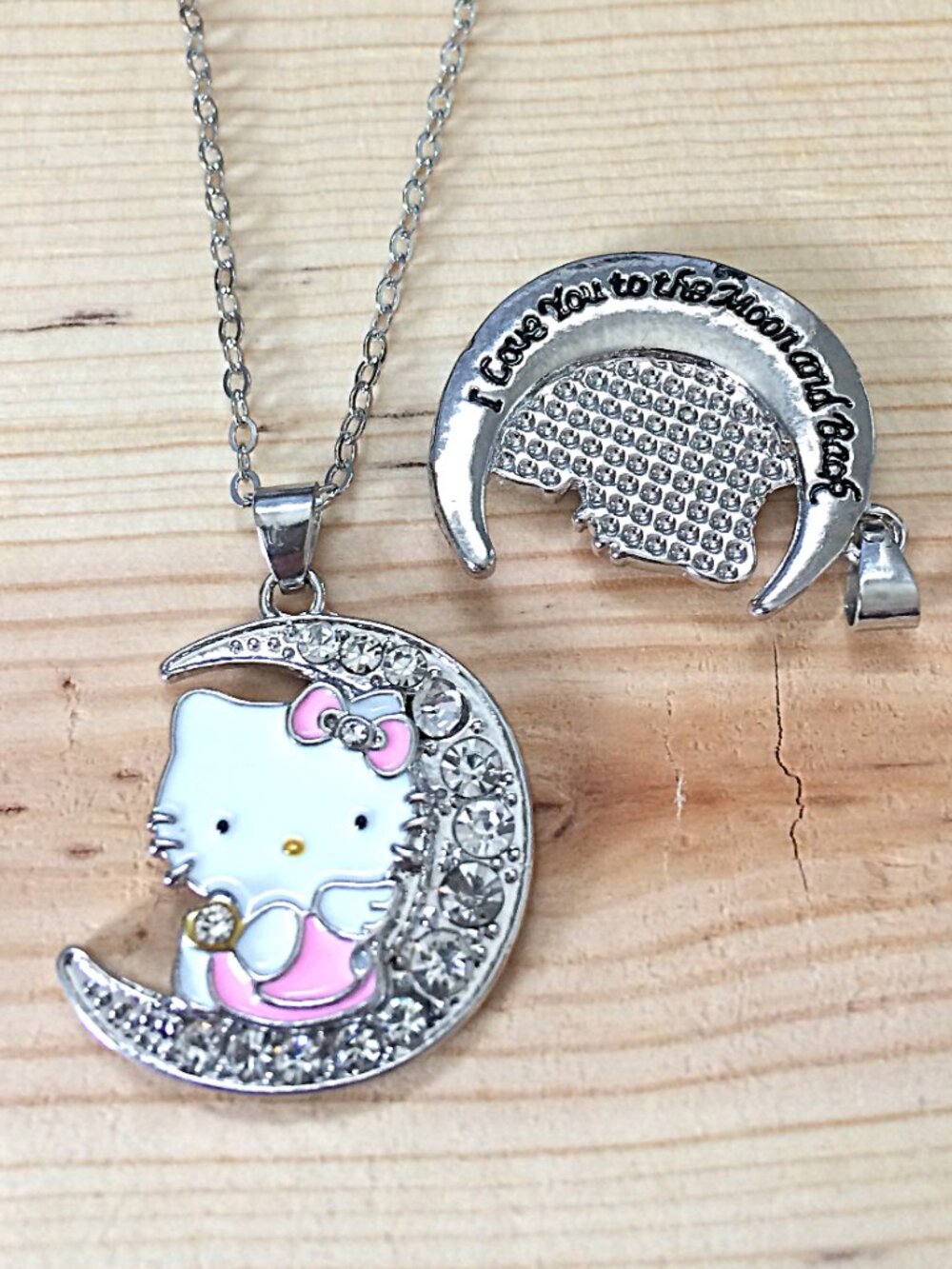 Hello Kitty love you to the moon and back Necklace NEW
